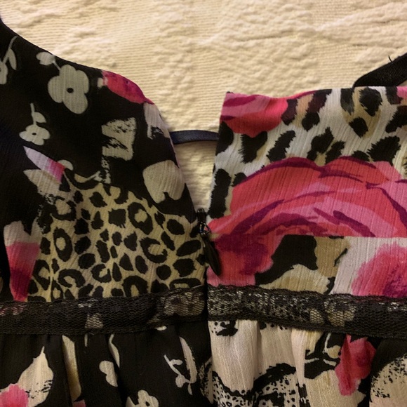 Express Layered Ruffle Cami - Picture 6 of 7